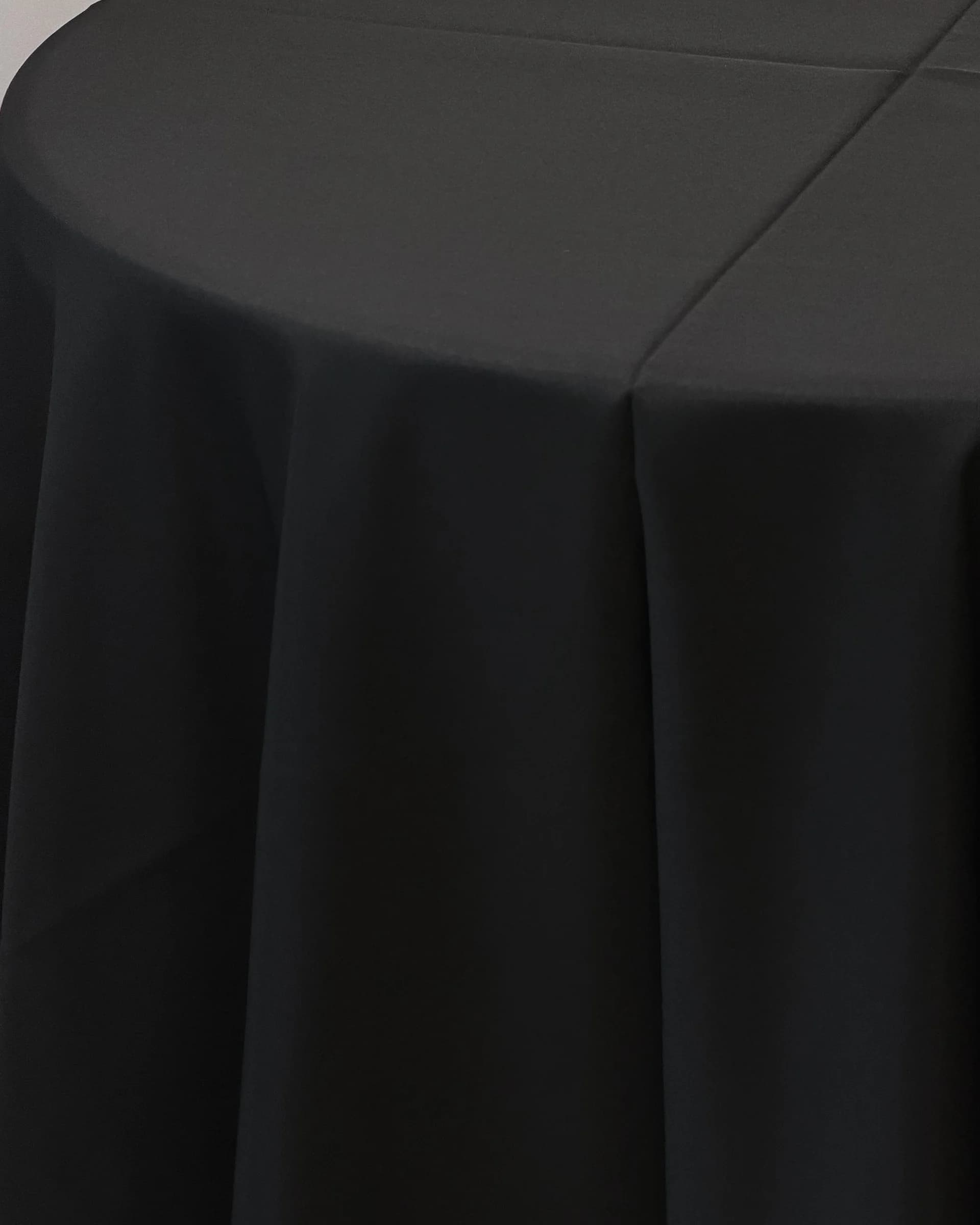 Black 2.2m round tablecloth rental