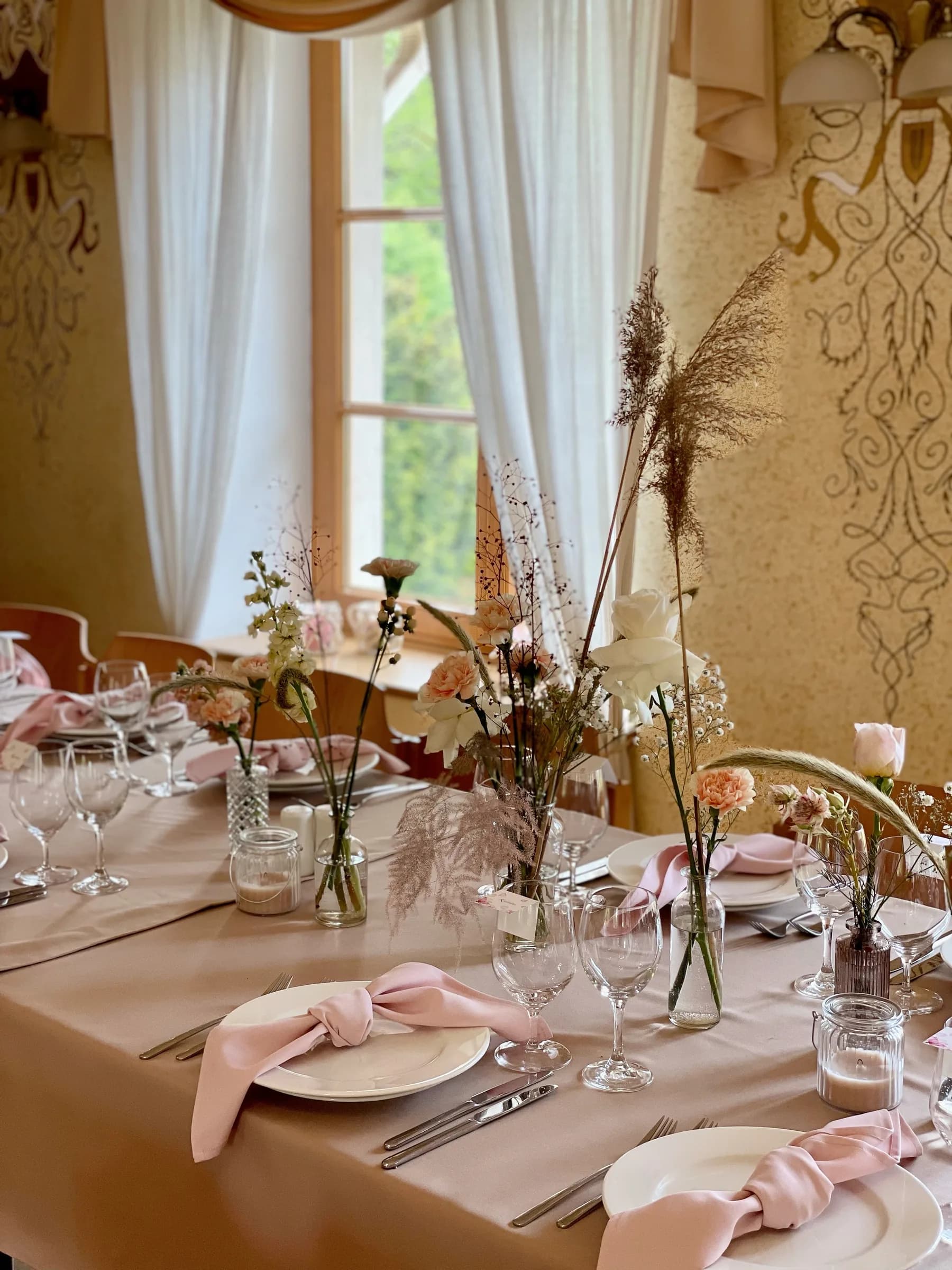 Cappuccino rectangular tablecloth rental